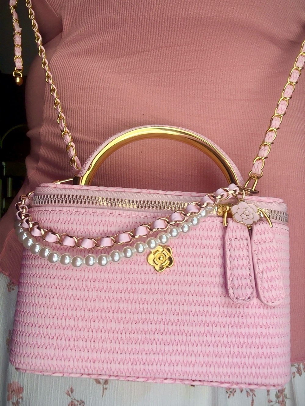 NWT Pink Woven Top-Handle Crossbody Bag Summer Vacation Luxury Vanity Fancy - Picture 2 of 8